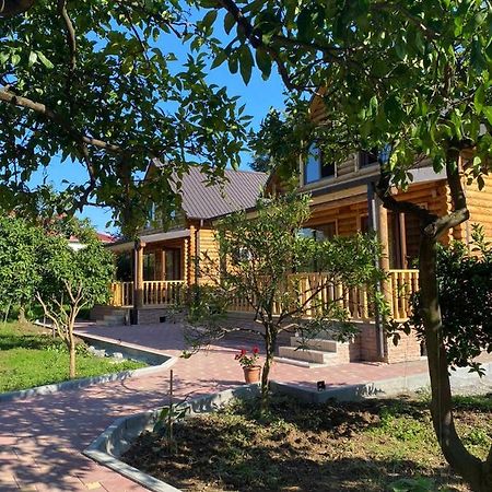 Guest House On Angisa บาทูมิ ภายนอก รูปภาพ