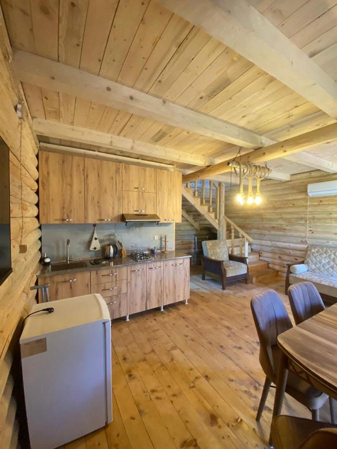 Guest House On Angisa บาทูมิ ภายนอก รูปภาพ
